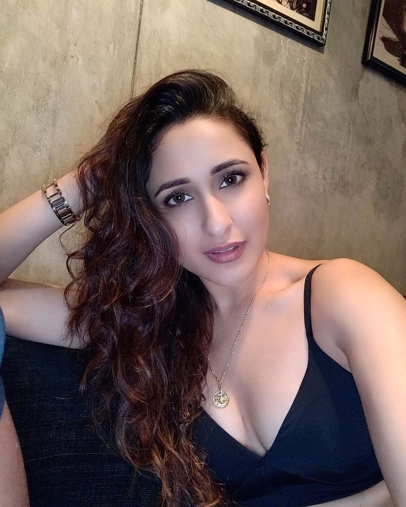Pragyajaiswal 