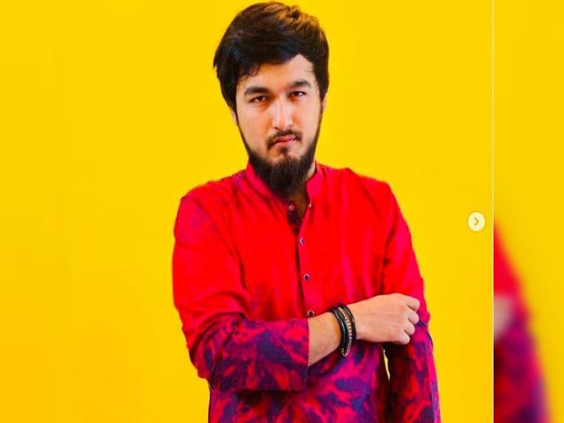নোবেল জানিয়েছেন বিয়ের একমাসের মধ্যে শ্বশুরবাড়ির লোকেরা সব জানতে পারে। এখন তাঁরা এই বিয়েতে মত দিয়ে দিয়েছে।