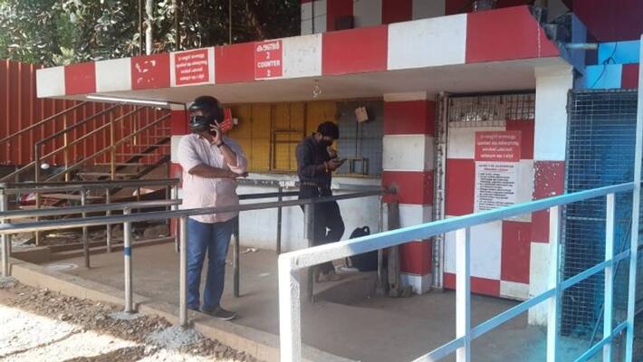 holiday bevco outlets on thiruvonam day holiday bevco outlets on thiruvonam day