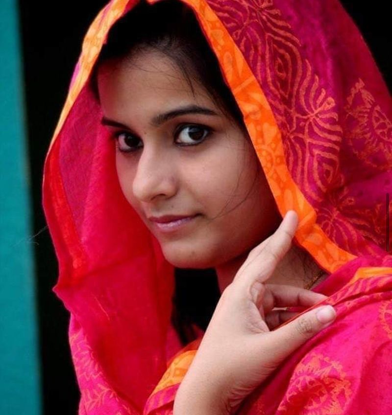 Haripriya photo gallery 