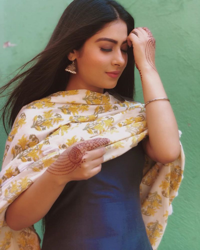 Krishnamukherjee 