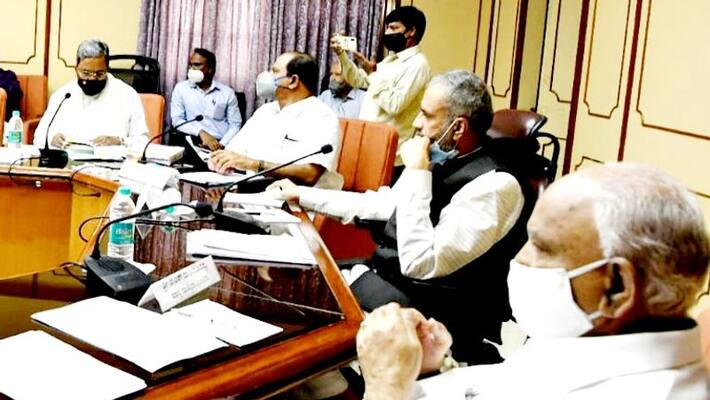 Opposition Leader siddaramaiah Opinion about Anti-Defection Law Opposition Leader siddaramaiah Opinion about Anti-Defection Law