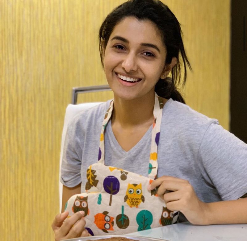 Priya bavani shankar photo gallery 