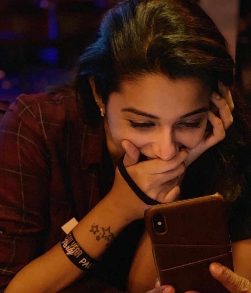 Priya bavani shankar photo gallery 