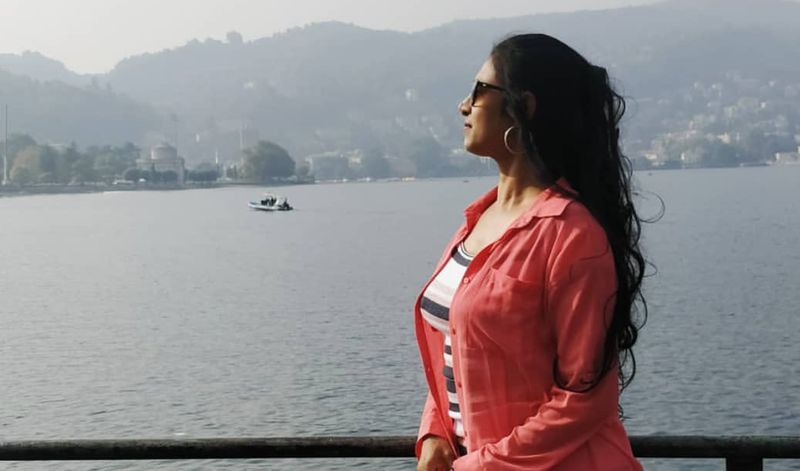 Actress kasthuri photos 