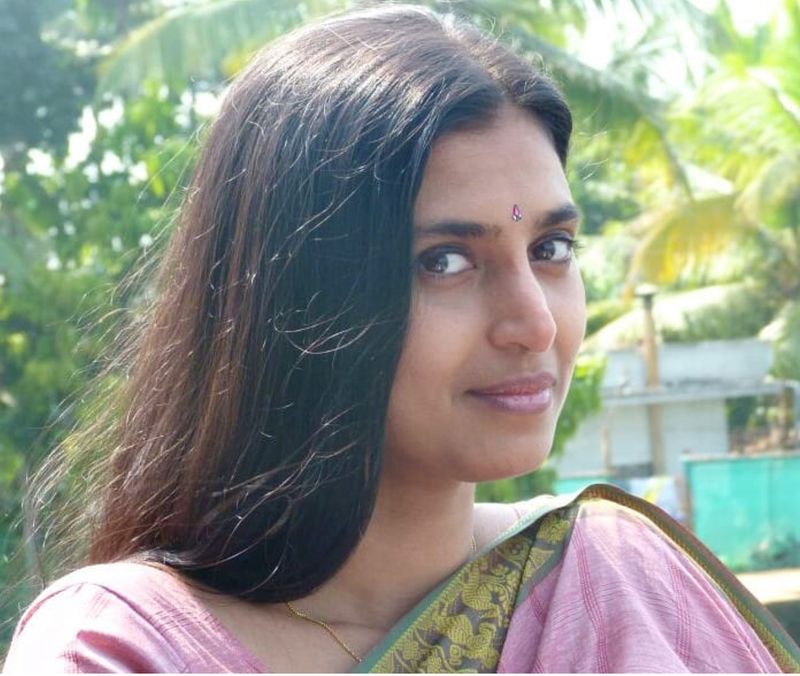 Actress kasthuri photos 