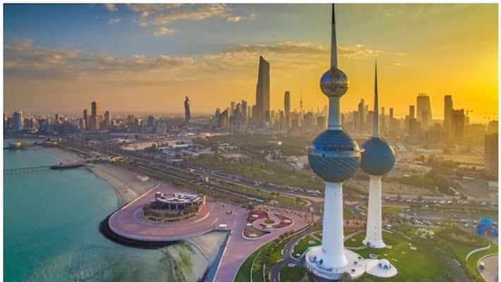 Kuwait cabinet decides to abolish covid restrictions that are still existing Kuwait cabinet decides to abolish covid restrictions that are still existing