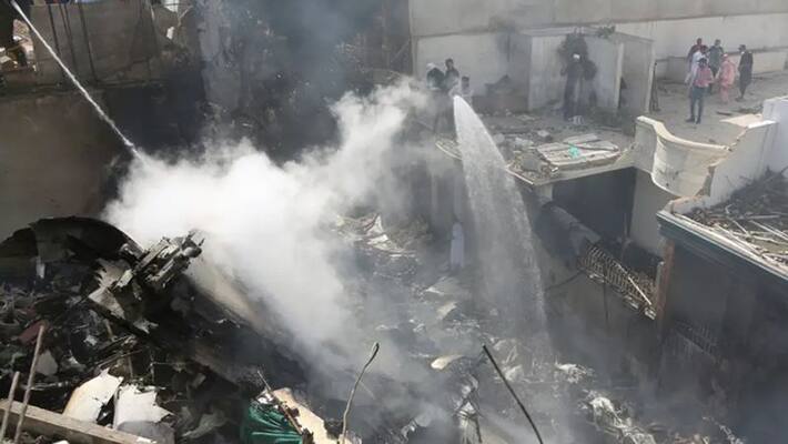 3 crores in Pakistan plane crash 3 crores in Pakistan plane crash