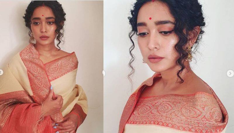 sayani gupta s instagram post of wearing saree