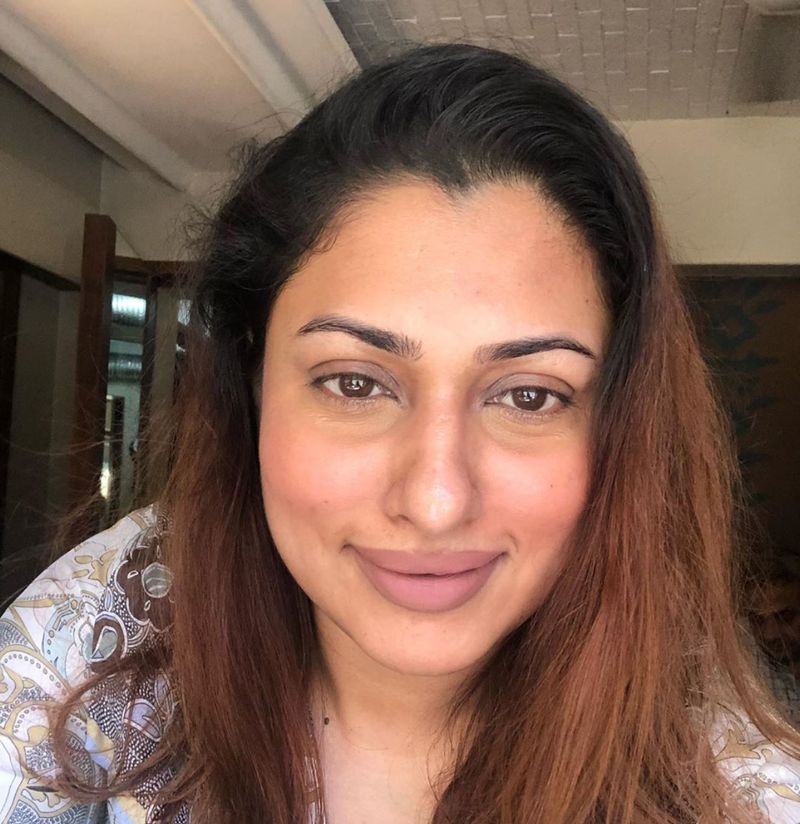 Actress Malavika latest photo gallery 