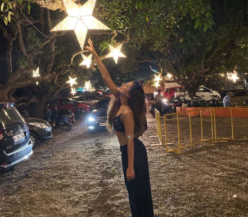 Malavika sharma photo gallery 