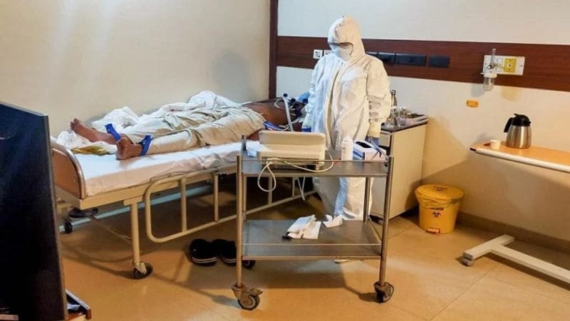 प्रदेश में लगातार कोरोना के बढ़ रहे आंकड़ों के बीच योगी सरकार ने एल-1 के कोविड अस्पतालों में बेड की संख्या दोगुनी करने का फैसला किया है।