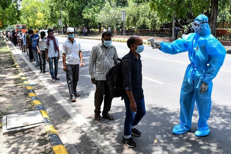 इस राज्य में मृत्यु दर सबसे ज्यादा
भारत में प बंगाल में मृत्यु दर देश के औसत से काफी अधिक है। यहां औसतन 100 मरीजों में 6.5 की मौत हो रही है। हालांकि, अब यहां काफी सुधार हुआ है। पहले यह दर 10% थी। 