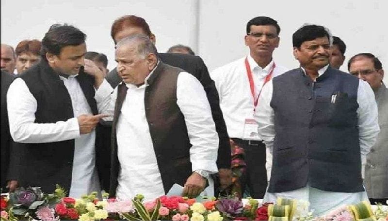 एक दिन पहले लोहिया ट्रस्ट की बैठक में मुलायम सिंह यादव के साथ अखिलेश यादव और शिवपाल भी सम्मिलित हुए। कार्यसमिति की मीटिंग में सर्वसम्मति से यह निर्णय लिया गया कि लोहिया ट्रस्ट द्वारा इटावा में निर्मित भव्य लोहिया भवन का उदघाटन मुलायम सिंह यादव द्वारा किया जाएगा।
