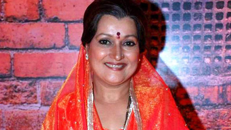 हिमानी ने बताया कि सलमान के साथ उनका काफी अच्छा बॉन्ड है। सलमान सेट्स पर ऐसे ही मस्ती करते रहते थे।