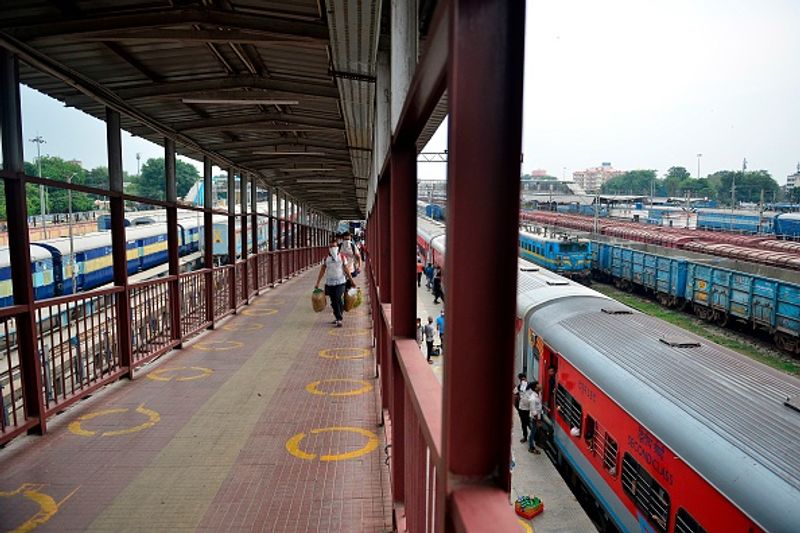 All trains cancelled from west bengal on 27 August due to lockdown RTB