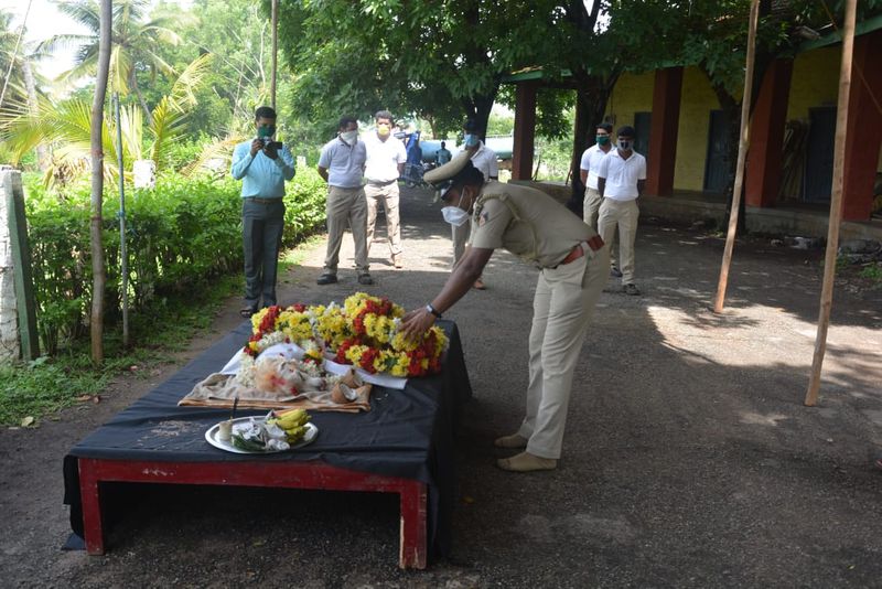 ಸ್ಫೋಟಕ ಪ್ರಕರಣವನ್ನು ಪತ್ತೆ ಹಚ್ಚುತ್ತಿದ್ದ ಹನಿ ಪರಿಣಿತವಾಗಿತ್ತು.