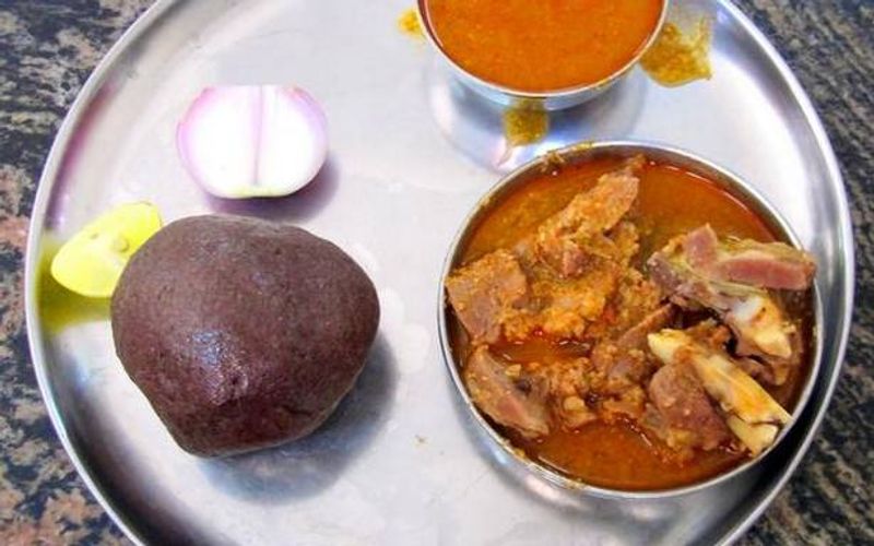 ಮಂಡ್ಯ ಚಿಕನ್ ಸಾರು