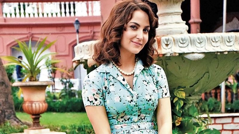 She was last seen in Disha Patani and Aditya Ray Kapoor's film Malang