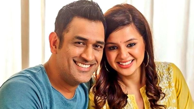 How MS Dhoni, who parted ways with schoolmate Sakshi, met again to blossom their love story?-shl