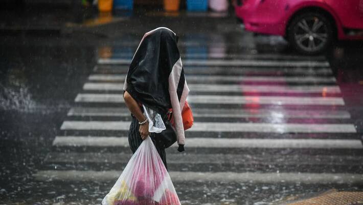 Southwest Monsoon Hits Kerala on 1st June 40 per cent probability of normal rain says IMD Southwest Monsoon Hits Kerala on 1st June 40 per cent probability of normal rain says IMD