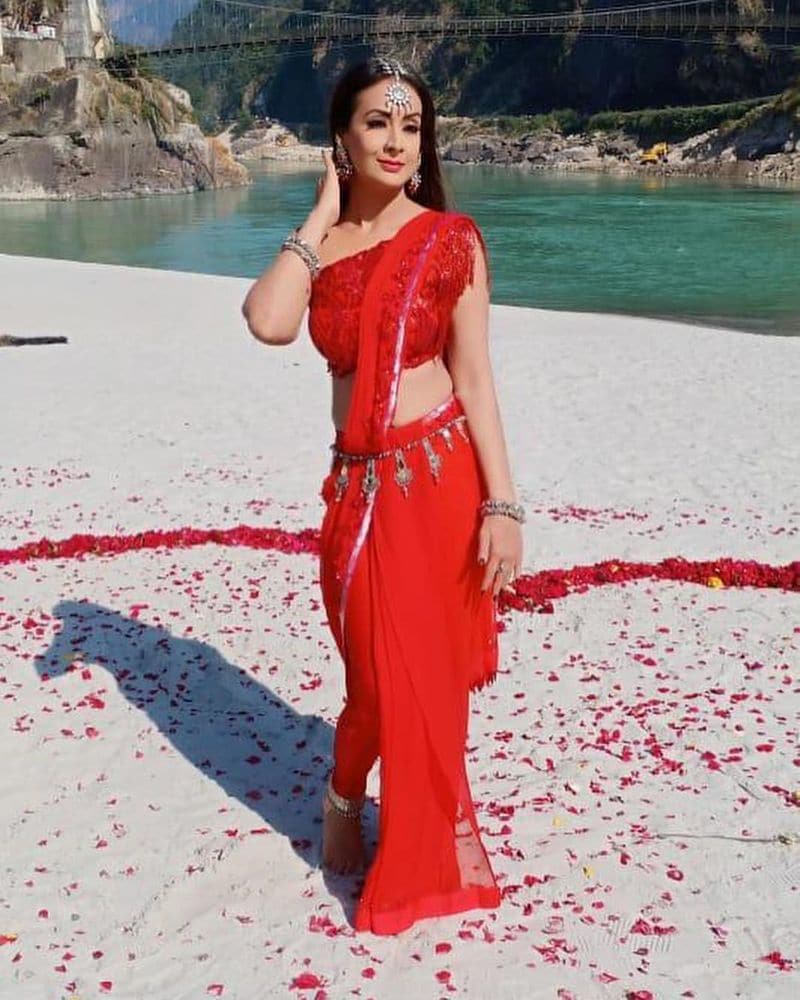 Pawan Kalyan Tammudu Movie Fame preeti jhangiani Photos