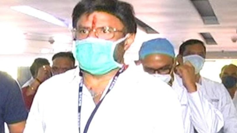 Director Teja Comments On Chiranjeevi, Balakrishna Issue
