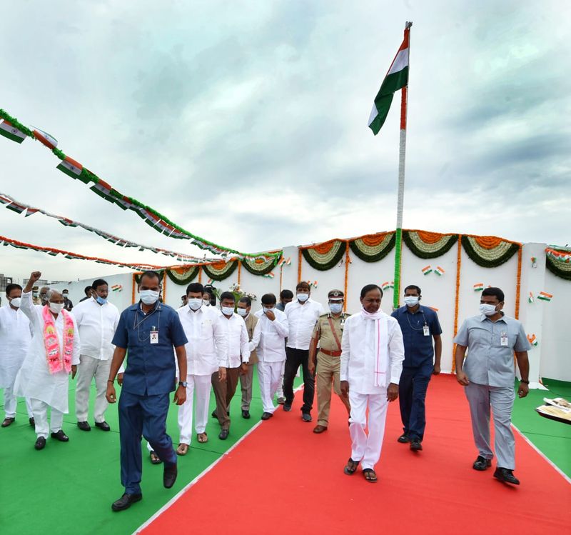 CM KCR Participated Telangana Fornation Day Celebrations
