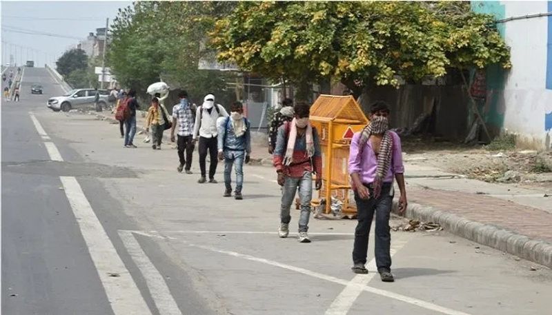 सलमान और शहनाज की नजदीकी देखकर दोनों के परिवार वालों को लगा कि दोनों एक-दूसरे को पसंद करते हैं। लेकिन, कानपुर से चलने के बाद दोनों परिवार के बीच किसी बात को लेकर तू-तू, मैं-मैं शुरू हुई जो बढती चली गई। जब दोनों परिवार के साथ गोरखपुर पहुंचे तो दोनों के परिवार ने तय किया।
(प्रतीकात्मक फोटो)