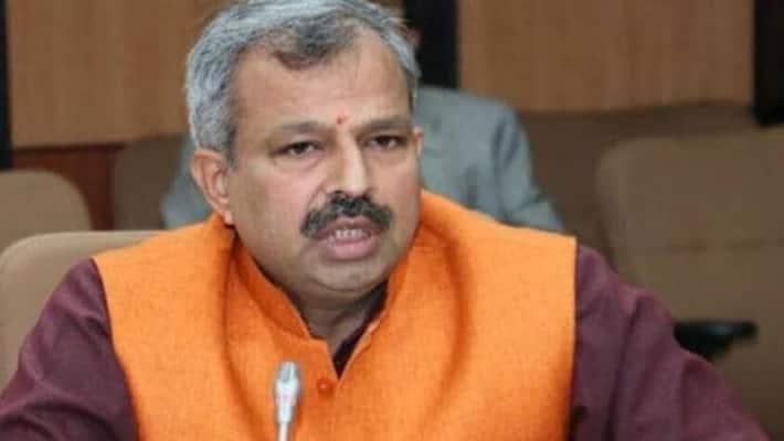 Adesh Gupta resign from delhi BJP president after MCD Election defeat Virendra Sachdeva appointed as acting role ckm Adesh Gupta resign from delhi BJP president after MCD Election defeat Virendra Sachdeva appointed as acting role ckm