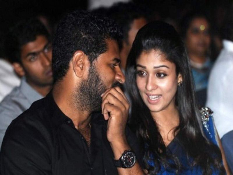 அதே போல் பிரபுதேவா மேல் உள்ள காதலை ஊருக்கே... தெரிவிக்க இருவரும் ஒன்றாக வலம் வந்த பல புகைப்படங்கள் மற்றும், இருவரும் பல திரைப்பட விருது விழாக்களிலும் கலந்து கொண்டார்.
