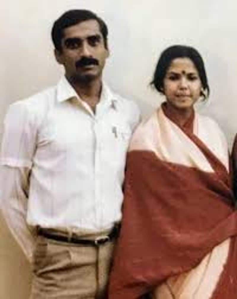 இளமை பருவத்தில்... மனைவியுடன் ஜக்கி எடுத்துக்கொண்ட புகைப்படம் 