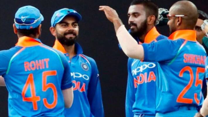 Sunil Gavaskar lashes work load managemant of Indian Team India stars Sunil Gavaskar lashes work load managemant of Indian Team India stars