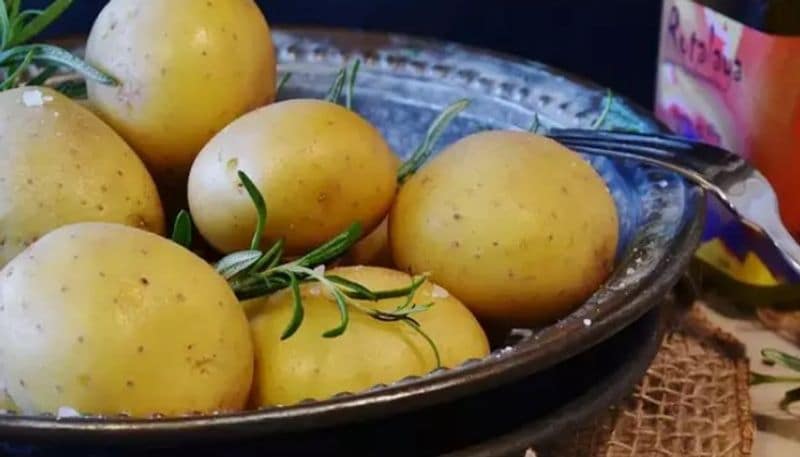 Weight loss: Can you shed kilos by just eating potatoes-dnm