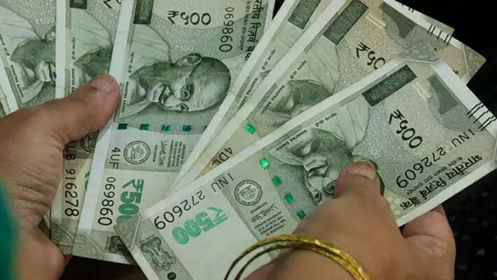Rs 5.25 croe cash found in car: MLA clarifies on sticker on car Rs 5.25 croe cash found in car: MLA clarifies on sticker on car