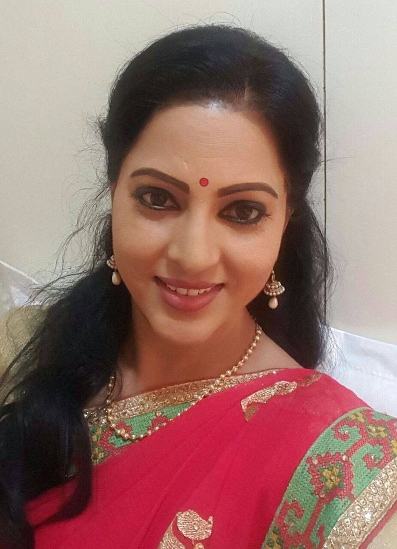 Actress yamuna about her first movie Mouna Poratam