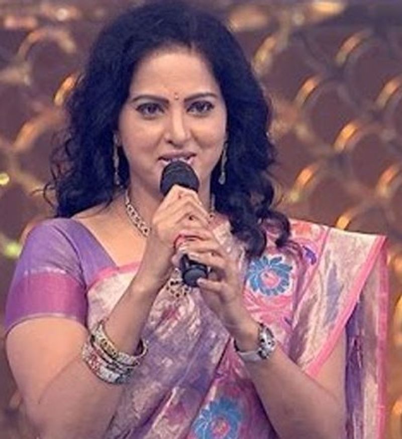 Actress yamuna about her first movie Mouna Poratam