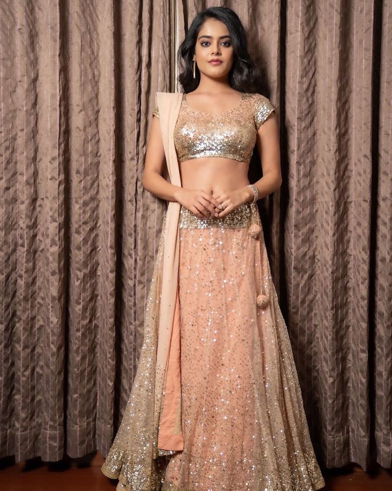Raj Tharun heroine Riddhi Kumar latest instagram photos