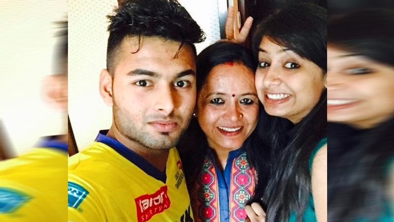 जिस लड़के ने शिकायत दर्ज कराई है वो ऋषभ पंत की बहन के रेस्टोरेंट में शेफ रह चुका है। शिकायत देहरादून और एसएसपी हरिद्वार के साथ ही अल्पसंख्यक आयोग में भी की गई है। लड़के का नाम फैज आलम है।
