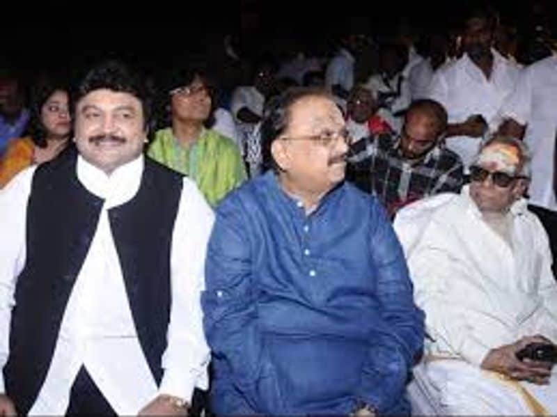 எம்.எஸ்.விஸ்வநாதனுடன் எஸ்.பி.பி 
