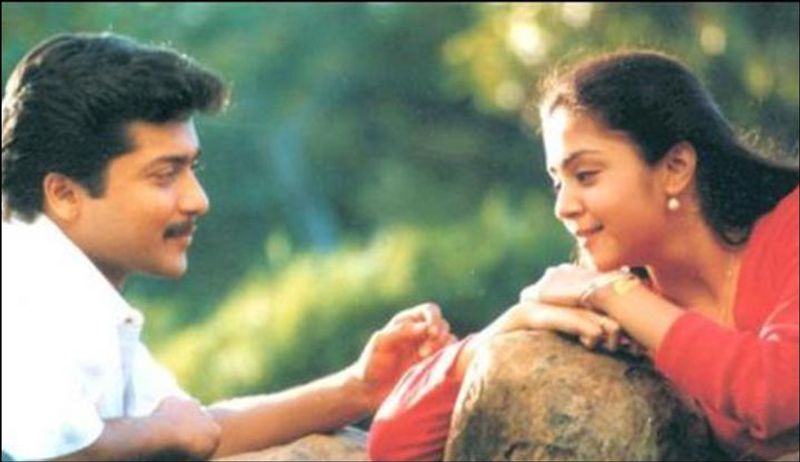 'பூவெல்லாம் கேட்டுப்பார்' படத்தில் நடித்த போது, நண்பர்களாக மட்டுமே இருந்த சூர்யா ஜோதிகா பின் காதலித்து திருமணம் செய்து கொண்டனர். 