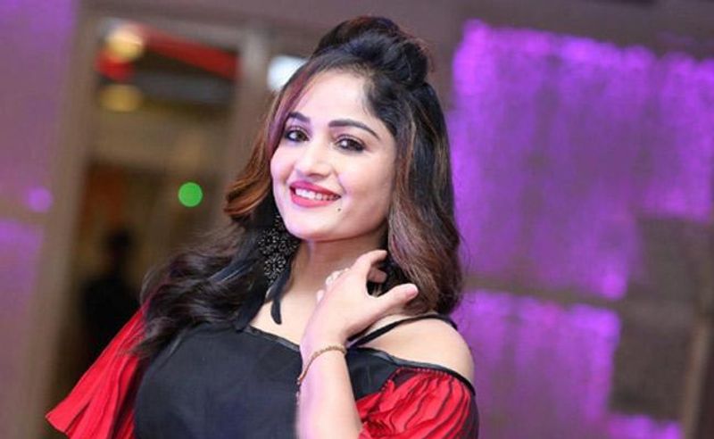 Madhavi Latha Intresting Facebook Post About Personal Life