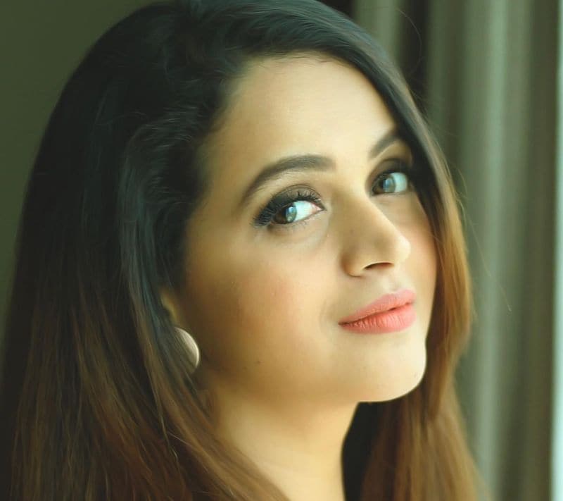 Actresss Bhavana Menon Instagram Photos goes viral