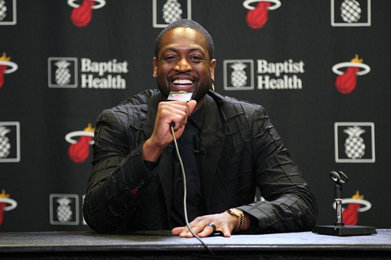 8. Dwayne Wade (basketball) (1.4 lakh pounds). Earnings per post: £35,787