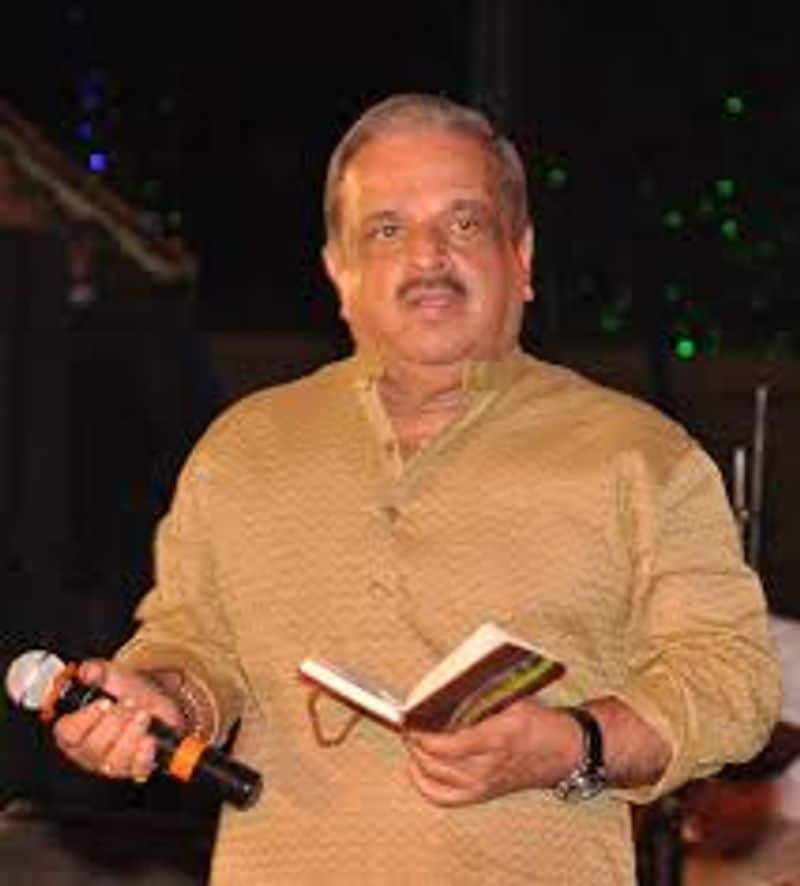ராசாத்தி உன்ன காணாத நெஞ்சு, கொடிகையிலே மல்லிகைப்பூ, என் மேல் விழுந்த மழைத்துளியே போன்ற பாடல்களை கேட்கும் போது தியேட்டர்களில் குவிந்திருக்கும் ரசிகர்கள் சொக்கிப்போவார்கள்.