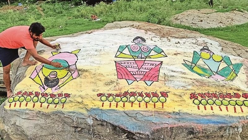 కరోనా అంతం కావాలంటూ దేశవ్యాప్తంగా పలు ఆలయాల్లో ప్రత్యేక పూజలు, యాగాలు చేపడుతున్నారు.