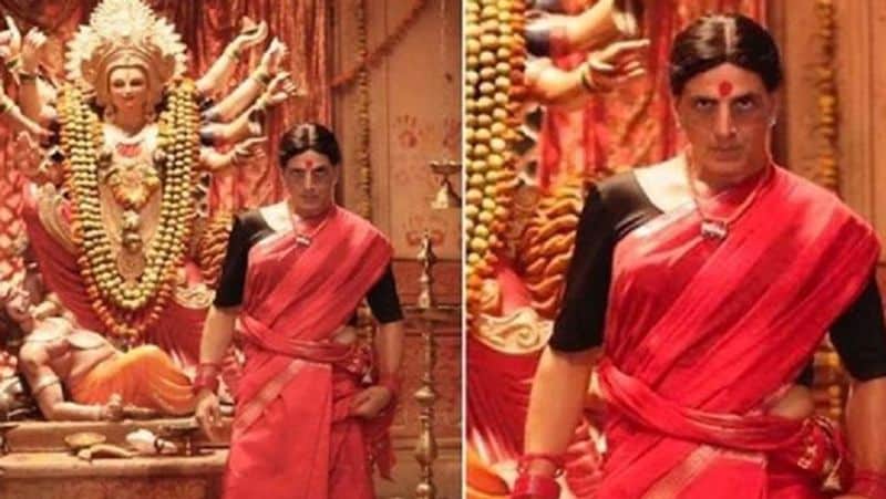 बात अक्षय के वर्कफ्रंट की करें तो उनकी फिल्म लक्ष्मी बॉम्ब अब ओटीटी प्लेटफॉर्म पर रिलीज होगी। एक एंटरटेनमेंट पोर्टल की रिपोर्ट के अनुसार, फिल्म के एक्सक्लूसिव प्रीमियर राइट्स एक ओटीटी प्लेटफॉर्म द्वारा खरीदे जा चुके हैं। सूत्र के अनुसार 'लक्ष्मी बॉम्ब' को 