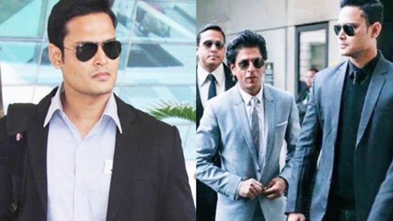 एक पॉपुलर वेबसाइट की रिपोर्ट के मुताबिक,शाहरुख को सिक्योरिटी देने के बदले रवि सिंह साल के करीब 2.7 करोड़ रुपए लेते हैं। यानी बतौर फीस उन्हें करीब 22 लाख रुपए महीने मिलते हैं।