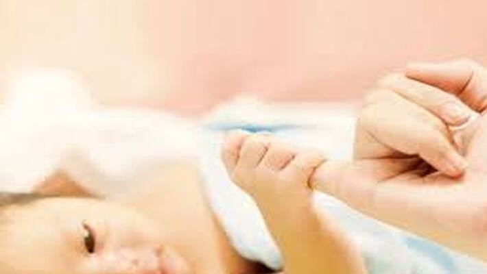 Kerala man dies in UAE before his wife delivers baby girl Kerala man dies in UAE before his wife delivers baby girl