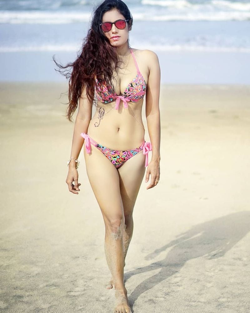 Hot Bikini Model Tanupriya Das instagram Photos